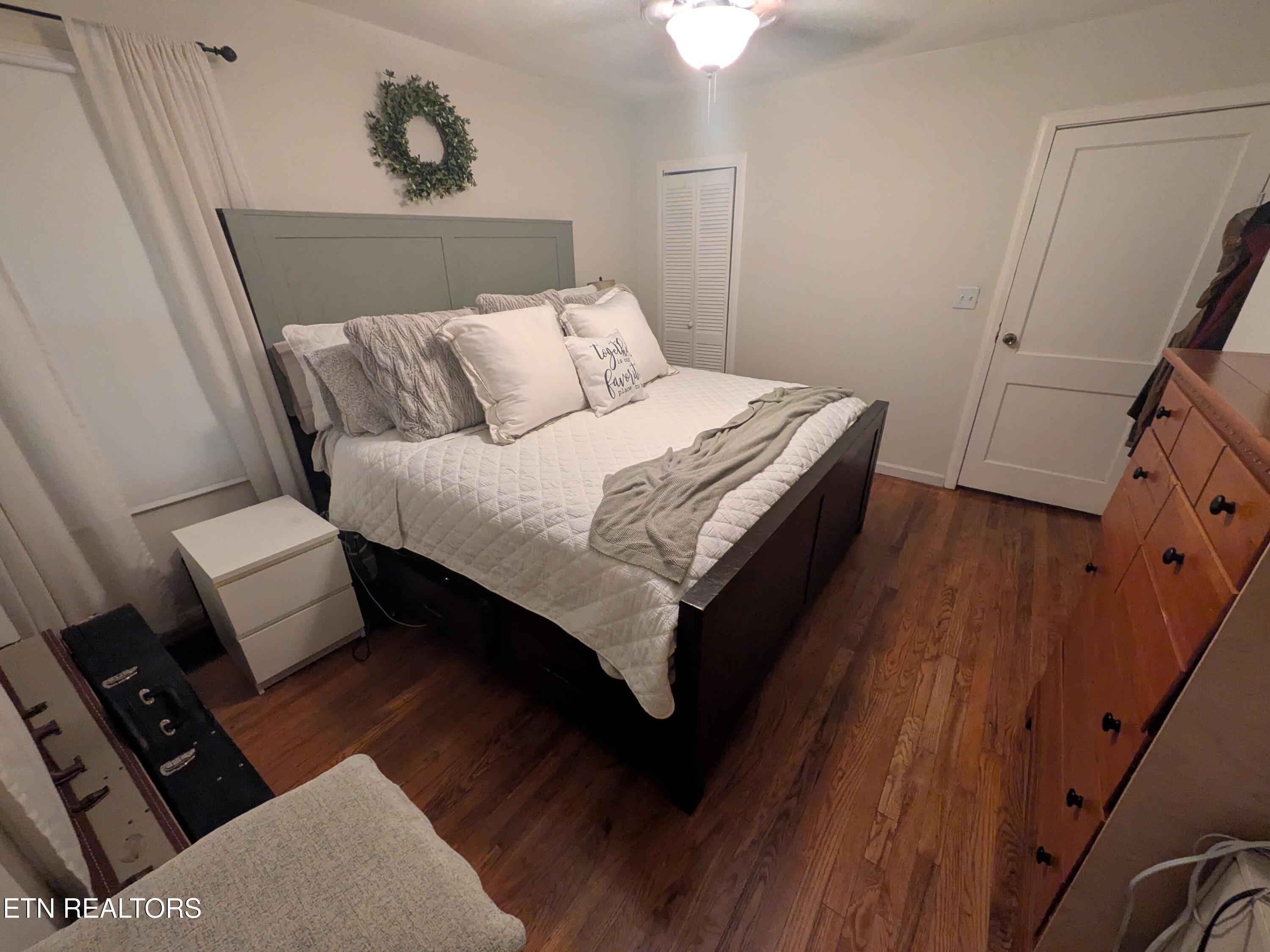 8135 Harmon Road Powell, TN 37849 - Photo 13 of 32 HarmonRd_10_MasterBed2