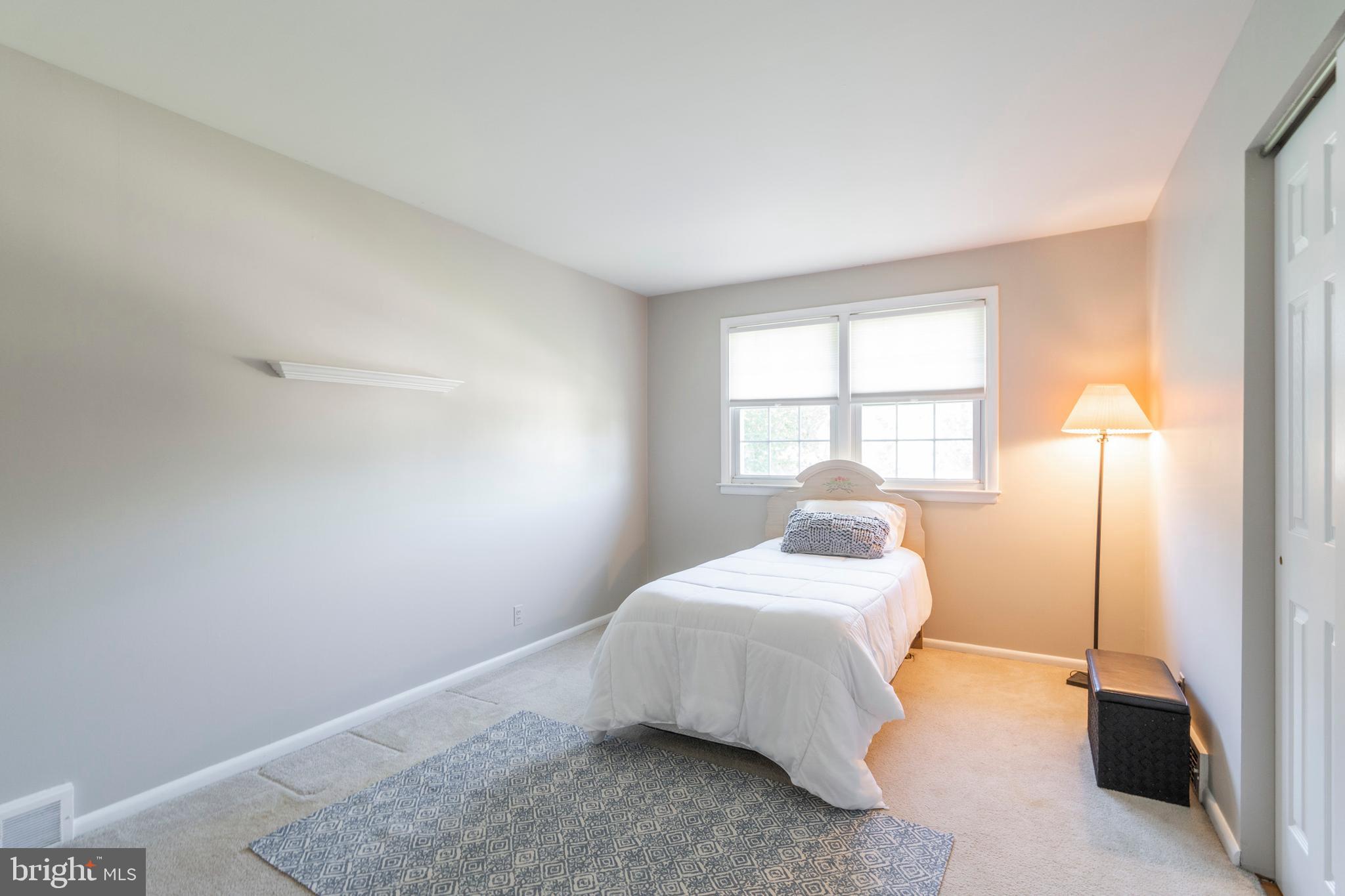 208 Preston Road Flourtown, PA 19031 - Photo 23 of 37 Bedroom 3