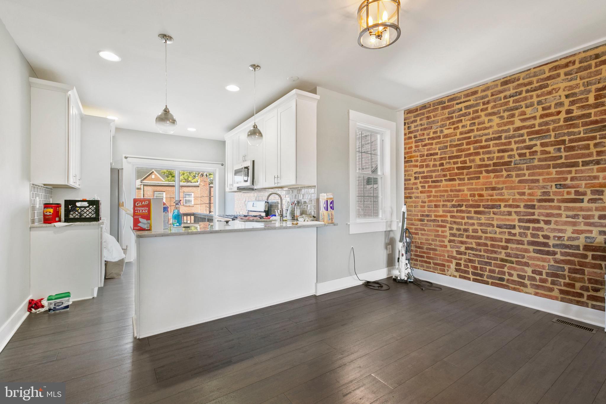 910 Ponca Street Baltimore, MD 21224 - Photo 7 of 33