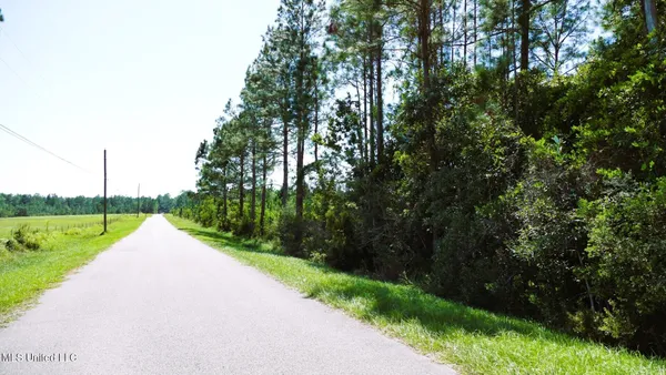 $1,495,000 | 1 Humphrey Road, Vancleave, MS 39565