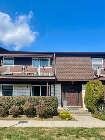 $385,000 | 5 Church Lane, Unit K, Valley Cottage, NY 10989