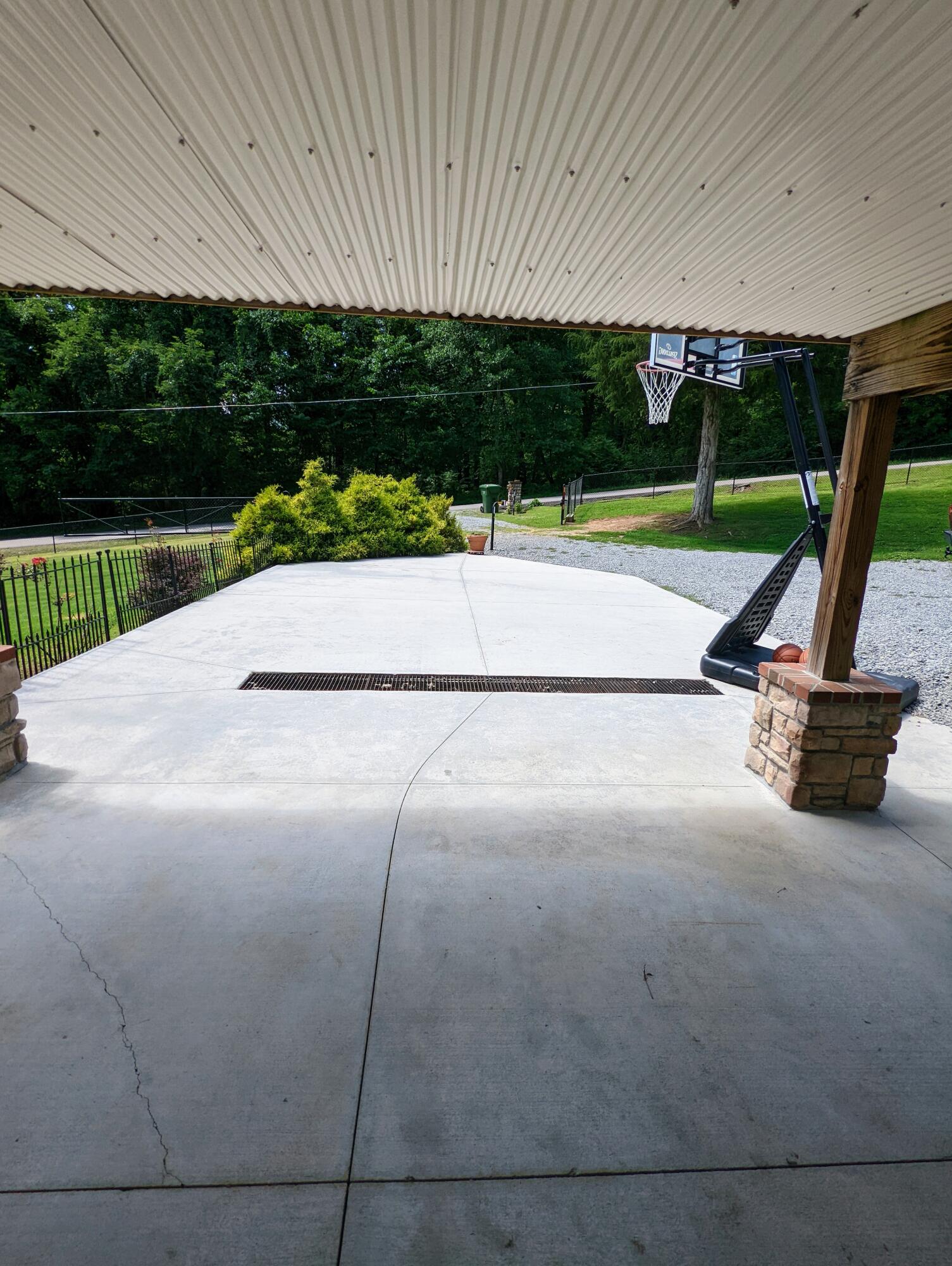 5128 Skeens Ridge Road Big Stone Gap, VA 24219 - Photo 29 of 53 PXL_20220804_190000007