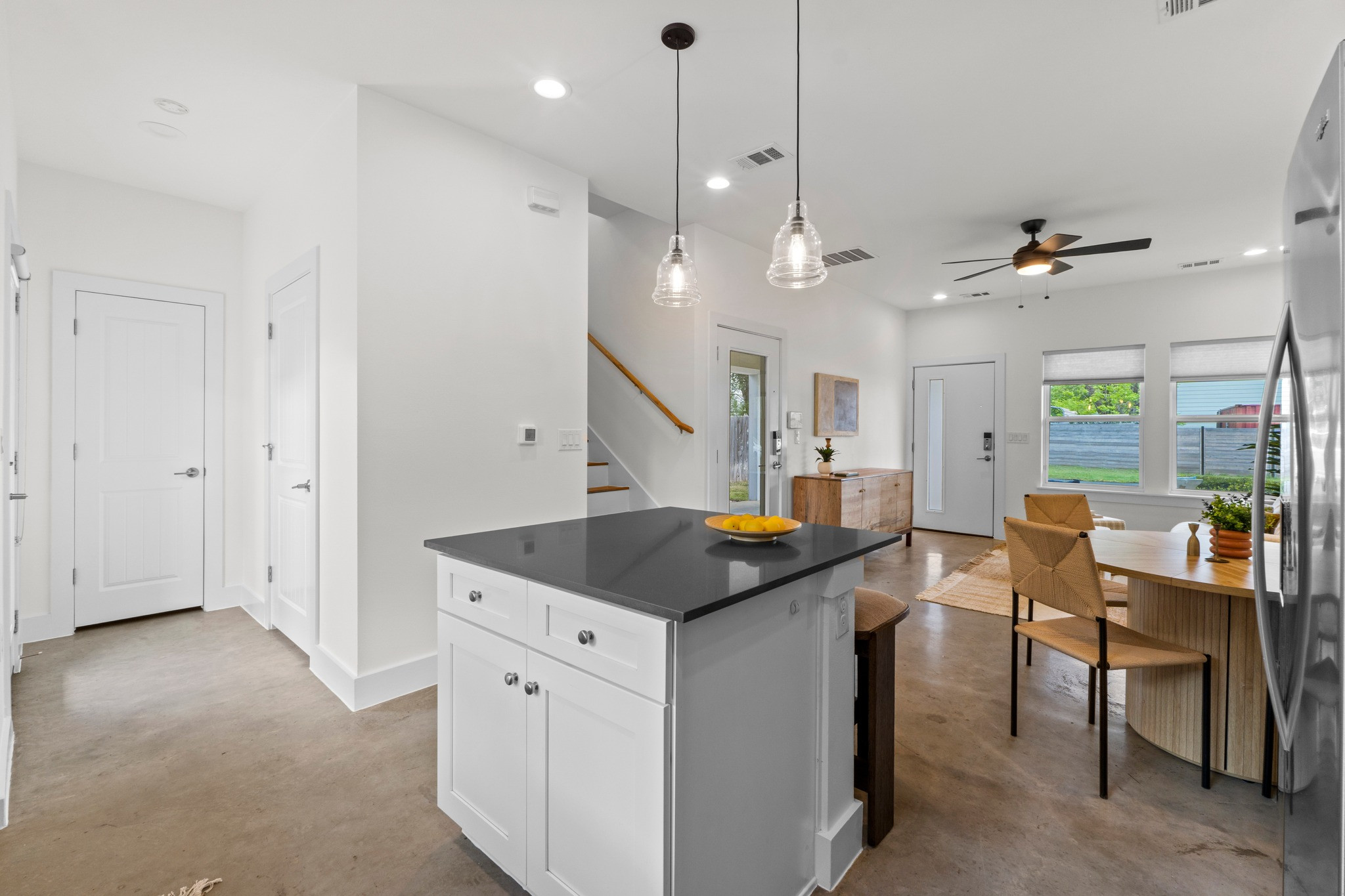 1112 Linden Street, Unit B Austin, TX 78702 - Photo 14 of 22