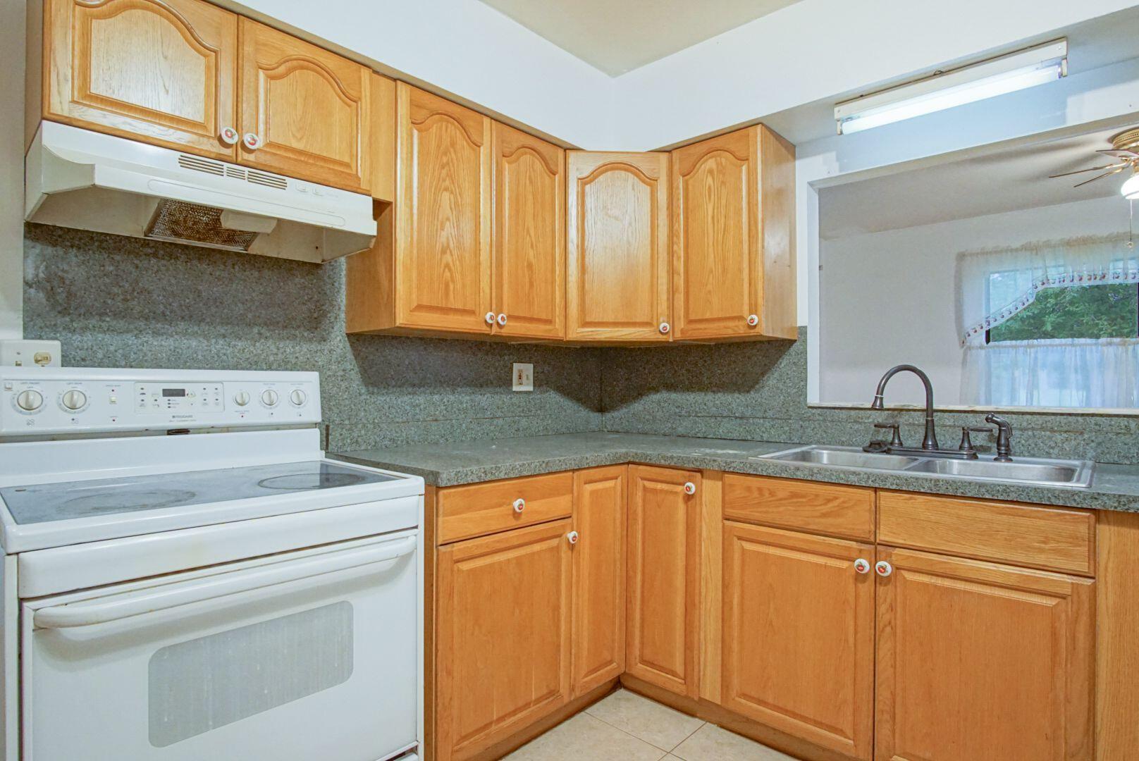 6702 Eden Road Fort Pierce, FL 34951 - Photo 6 of 20 pRznH7JM