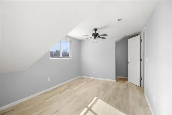 $220,000 | 2104 East 24th Terrace, Kansas City, MO 64127