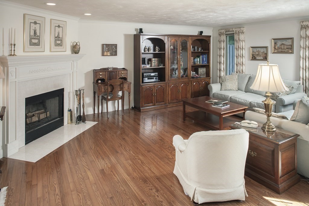 46 Bay Farm Road, Unit 46 Duxbury, MA 02332 - Photo 3 of 23 Gallery Image 3