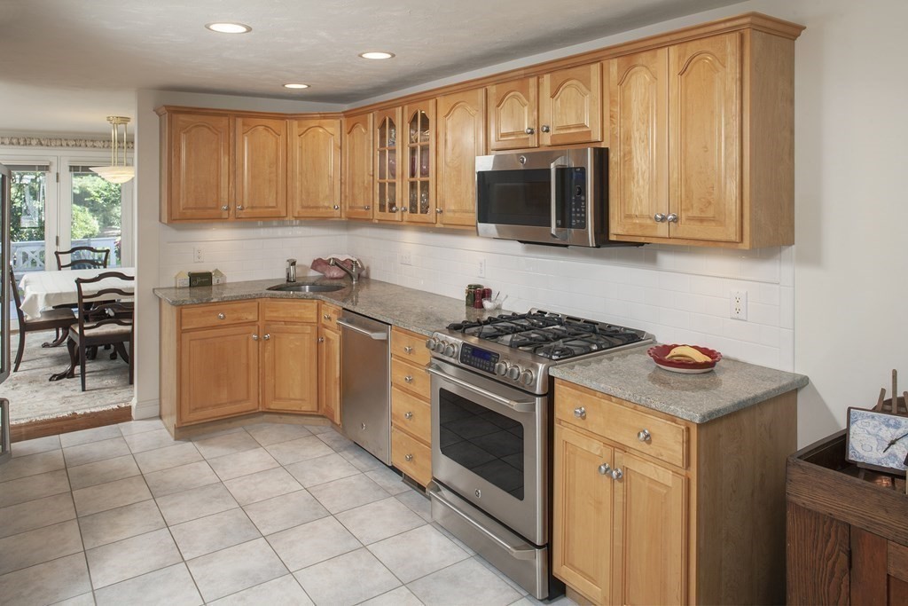 46 Bay Farm Road, Unit 46 Duxbury, MA 02332 - Photo 6 of 23 Gallery Image 6