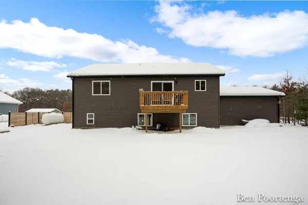 $352,000 | 11809 Crimson Creek Drive, Gowen, MI 49326