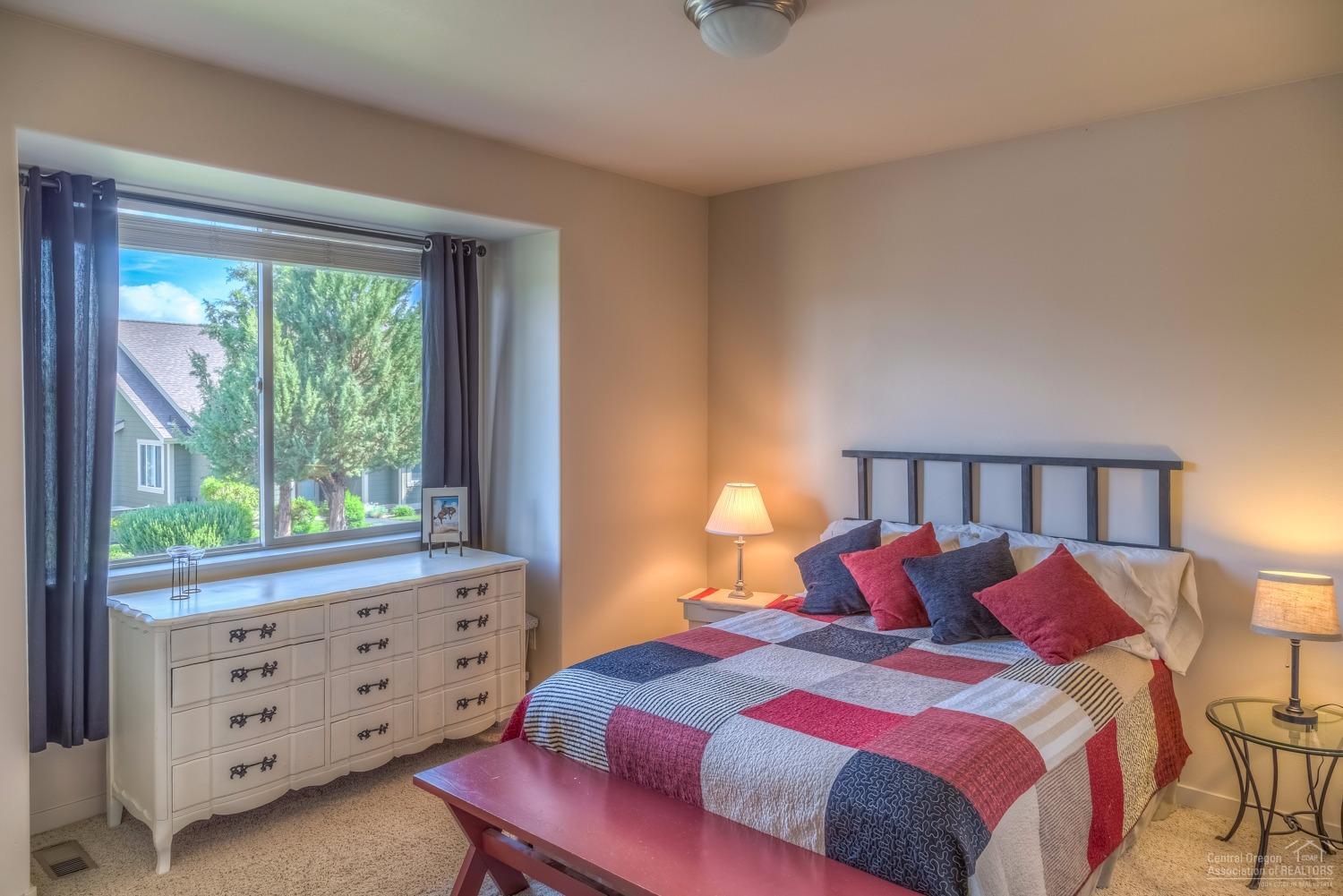 11002 Village Loop Redmond, OR 97756 - Photo 13 of 25 Additional Photo