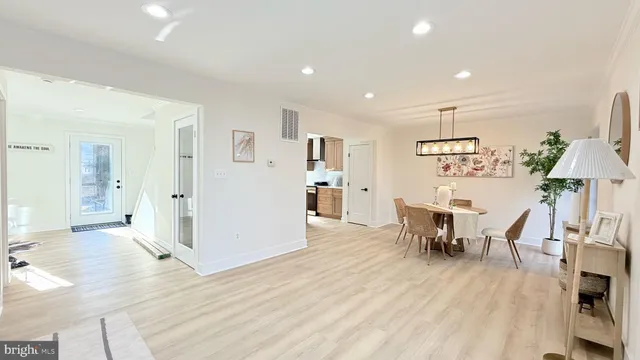 $748,000 | 1765 Wainwright Drive, Reston, VA 20190