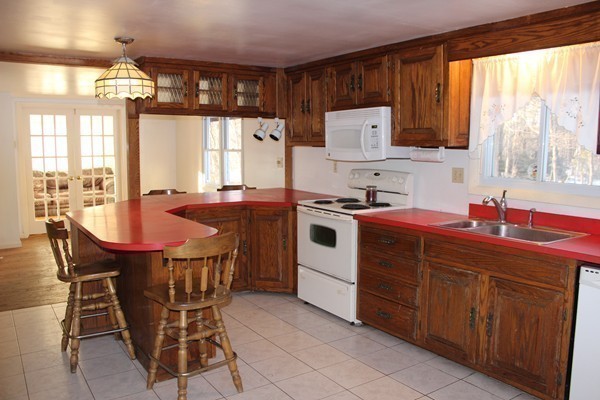 2376 West State Road Ashby, MA 01431 - Photo 17 of 29