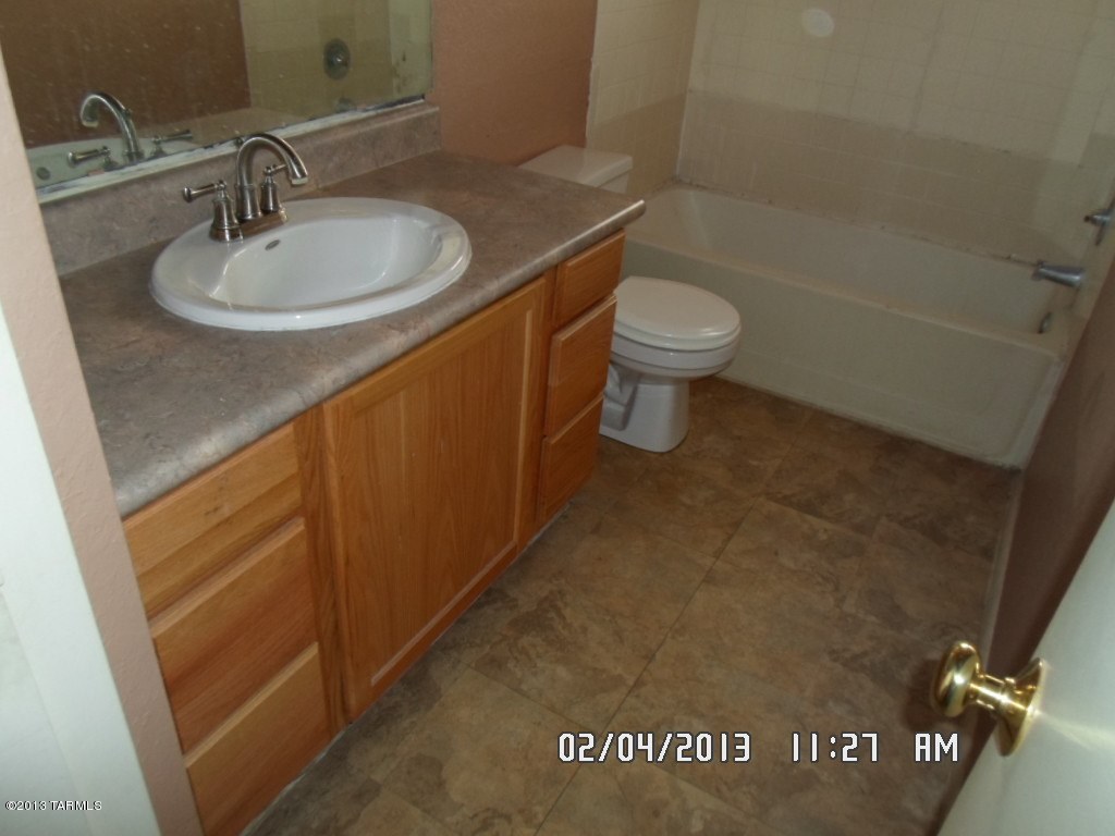 2471 Las Lomitas Road Tucson, AZ 85741 - Photo 11 of 16