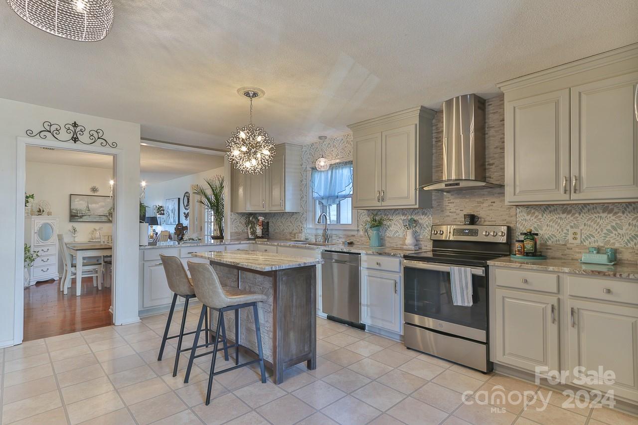 127 Skyline Road Hickory, NC 28601 - Photo 7 of 40 Gallery Image 7