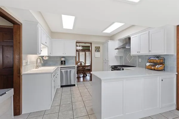 $450,000 | 3330 Delaware Avenue, Joplin, MO 64804