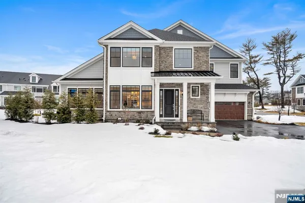 $1,648,000 | 61 Woodmont Circle, River Vale, NJ 07675