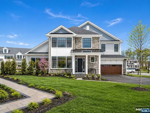 $1,598,000 | 61 Woodmont Circle, River Vale, NJ 07675