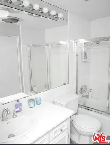 $5,000 | 6400 Pacific Avenue, Unit 312, Playa del Rey, CA 90293