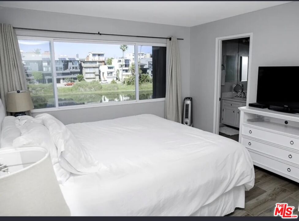 6400 Pacific Avenue, Unit 312 Playa del Rey, CA 90293 - Photo 15 of 18
