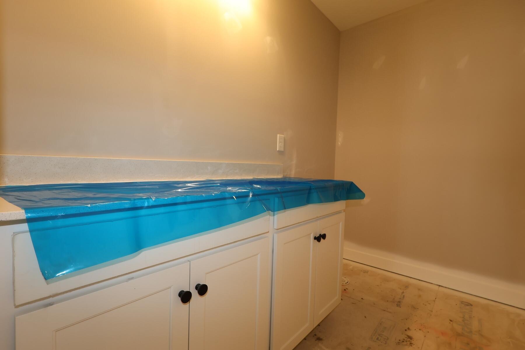 5639 Valleydale Road Powell, OH 43065 - Photo 10 of 14 Owner's Bathroom