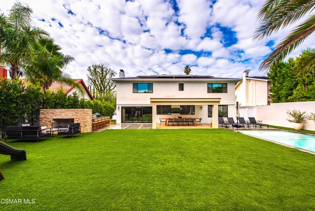 $2,249,000 | 5306 Cangas Drive, Calabasas, CA 91301
