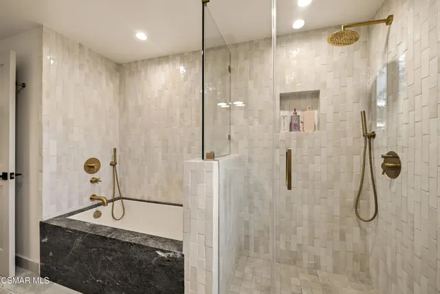 $2,249,000 | 5306 Cangas Drive, Calabasas, CA 91301