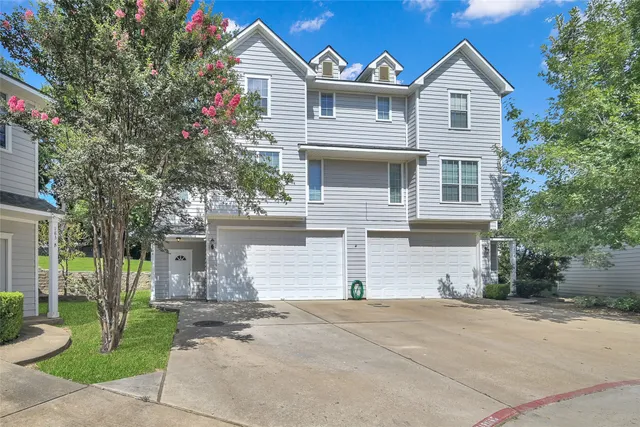 $1,395 | 187 Binnacle Court, Unit A, Willis, TX 77318