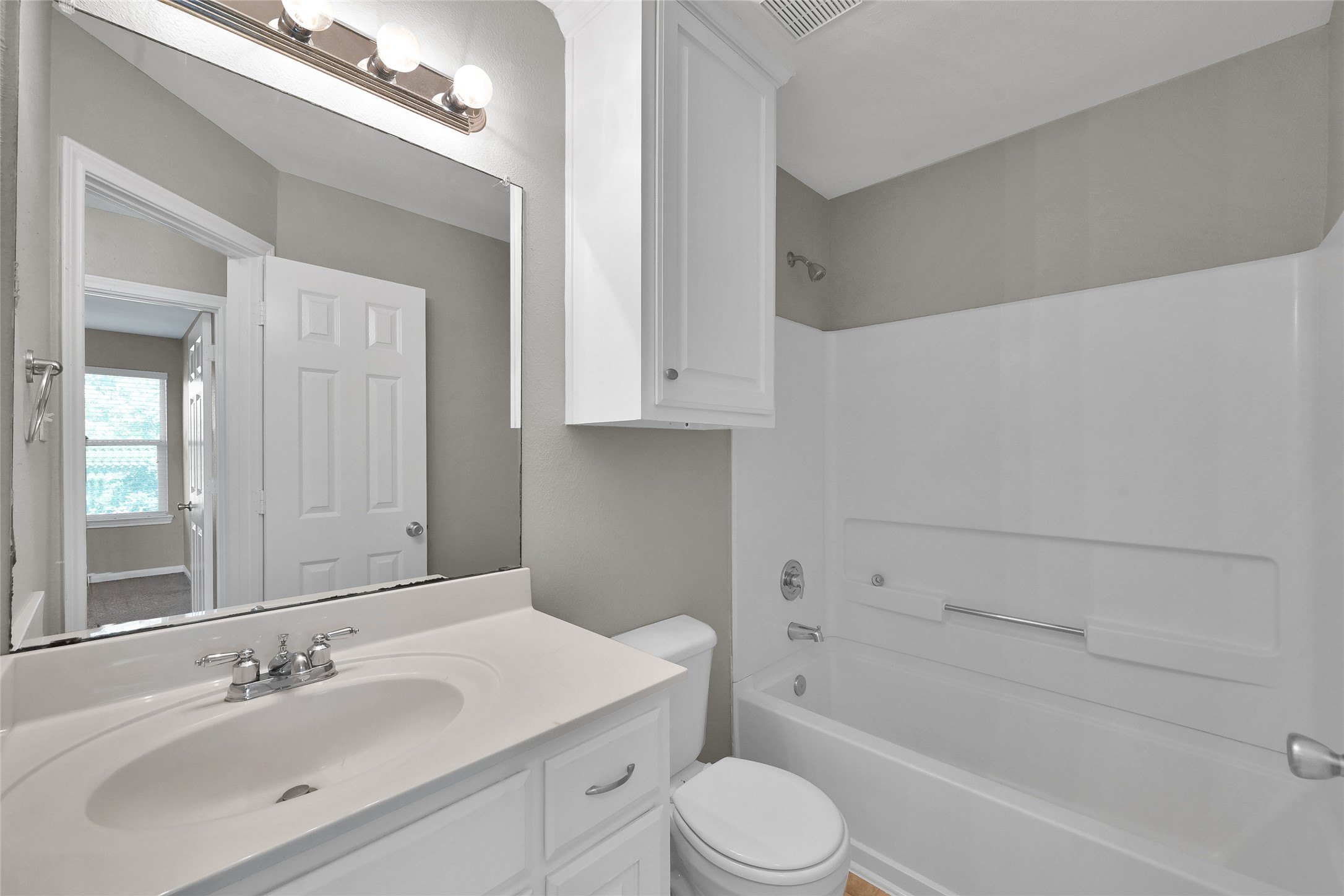 187 Binnacle Court, Unit A Willis, TX 77318 - Photo 13 of 19