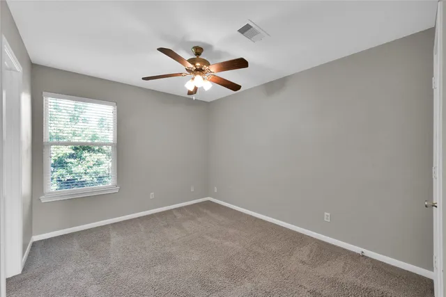 $1,395 | 187 Binnacle Court, Unit A, Willis, TX 77318