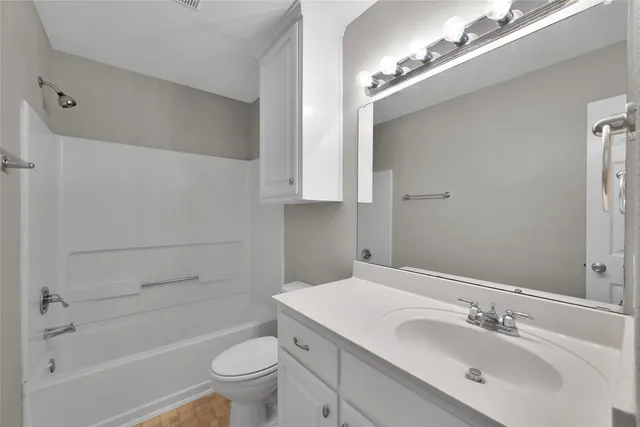 $1,395 | 187 Binnacle Court, Unit A, Willis, TX 77318