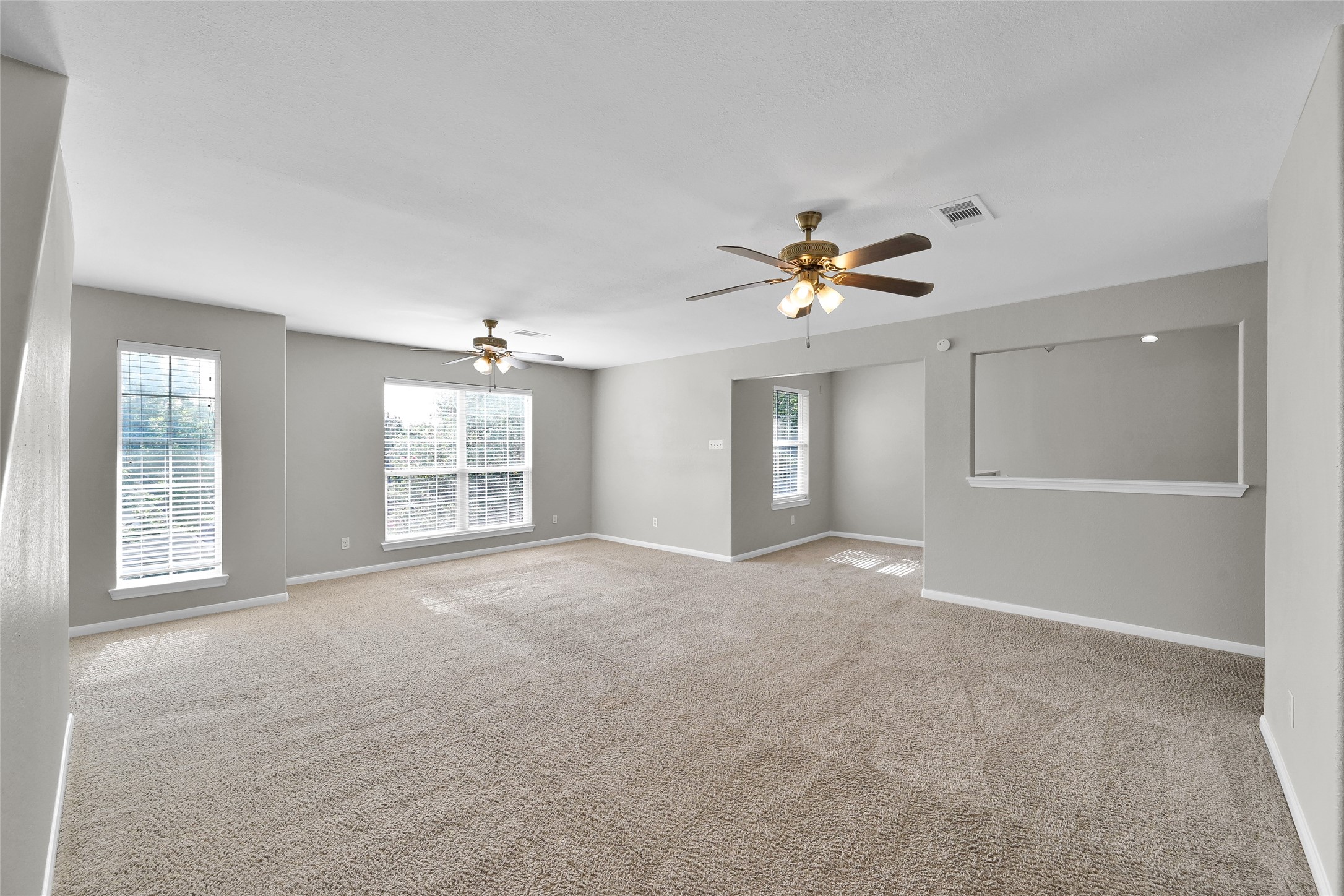 187 Binnacle Court, Unit A Willis, TX 77318 - Photo 5 of 19