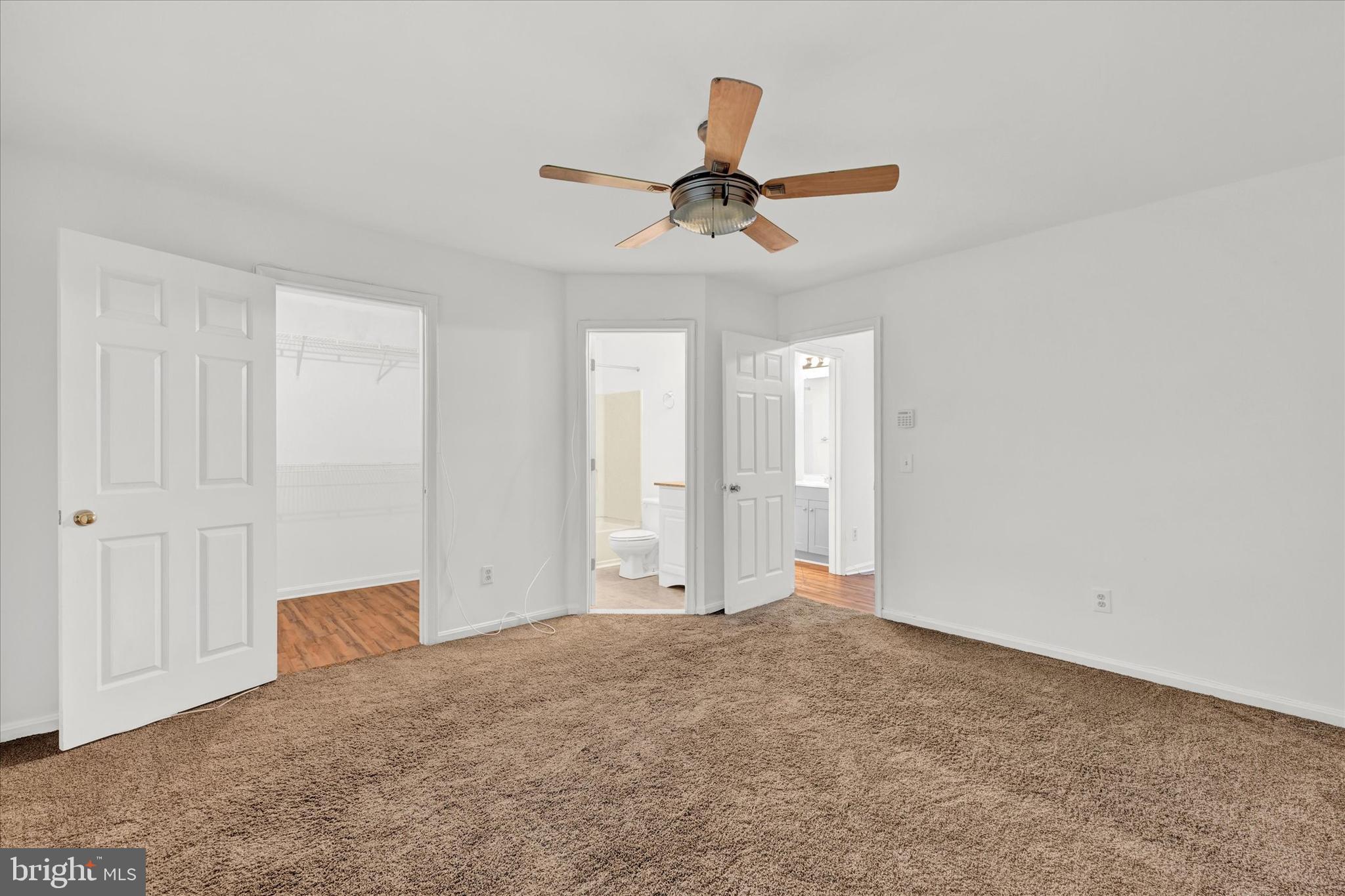 6712 Shakerwood Road Rosedale, MD 21237 - Photo 12 of 27 Primary Bedroom with Walk-in Closet