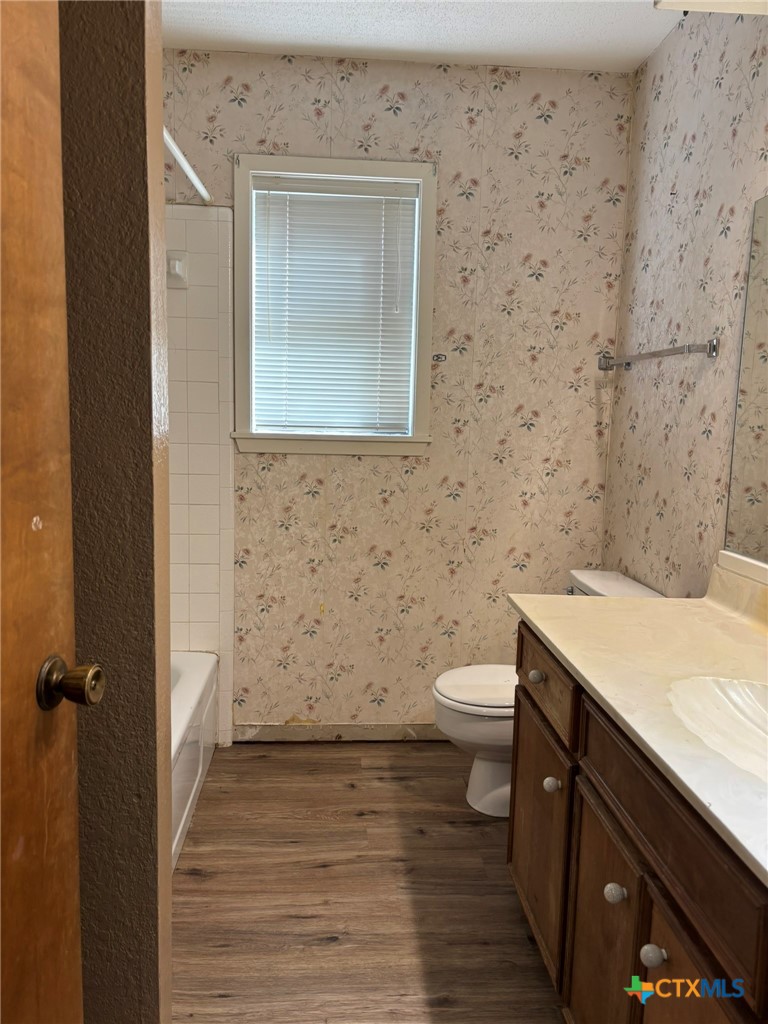 204 Ruidoso Drive Victoria, TX 77904 - Photo 9 of 17