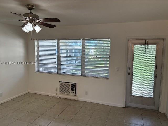 306 Norwich M, Unit 306 West Palm Beach, FL 33417 - Photo 12 of 14