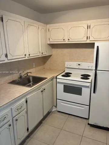 $65,000 | 306 Norwich M, Unit 306, West Palm Beach, FL 33417