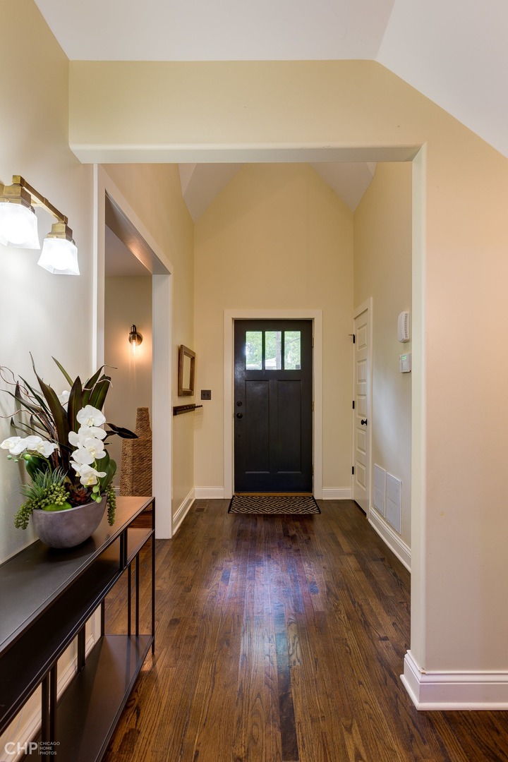 3311 Brook Road Highland Park, IL 60035 - Photo 3 of 44