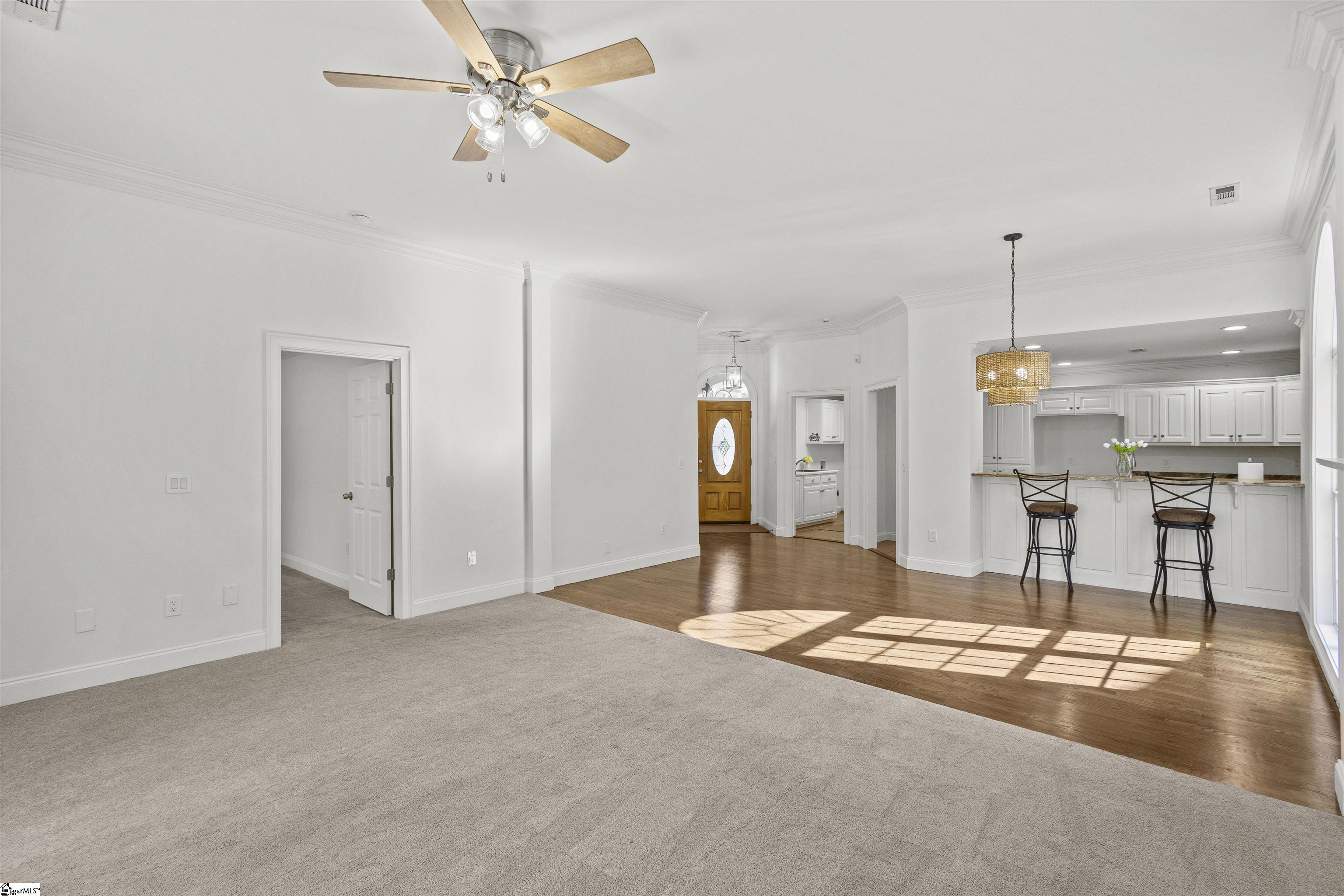 102 Courtyard Drive Anderson, SC 29621 - Photo 3 of 32 Gallery Image 3