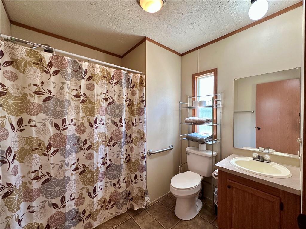 1761 Old Youngstown Road Edinburg, PA 16116 - Photo 19 of 28