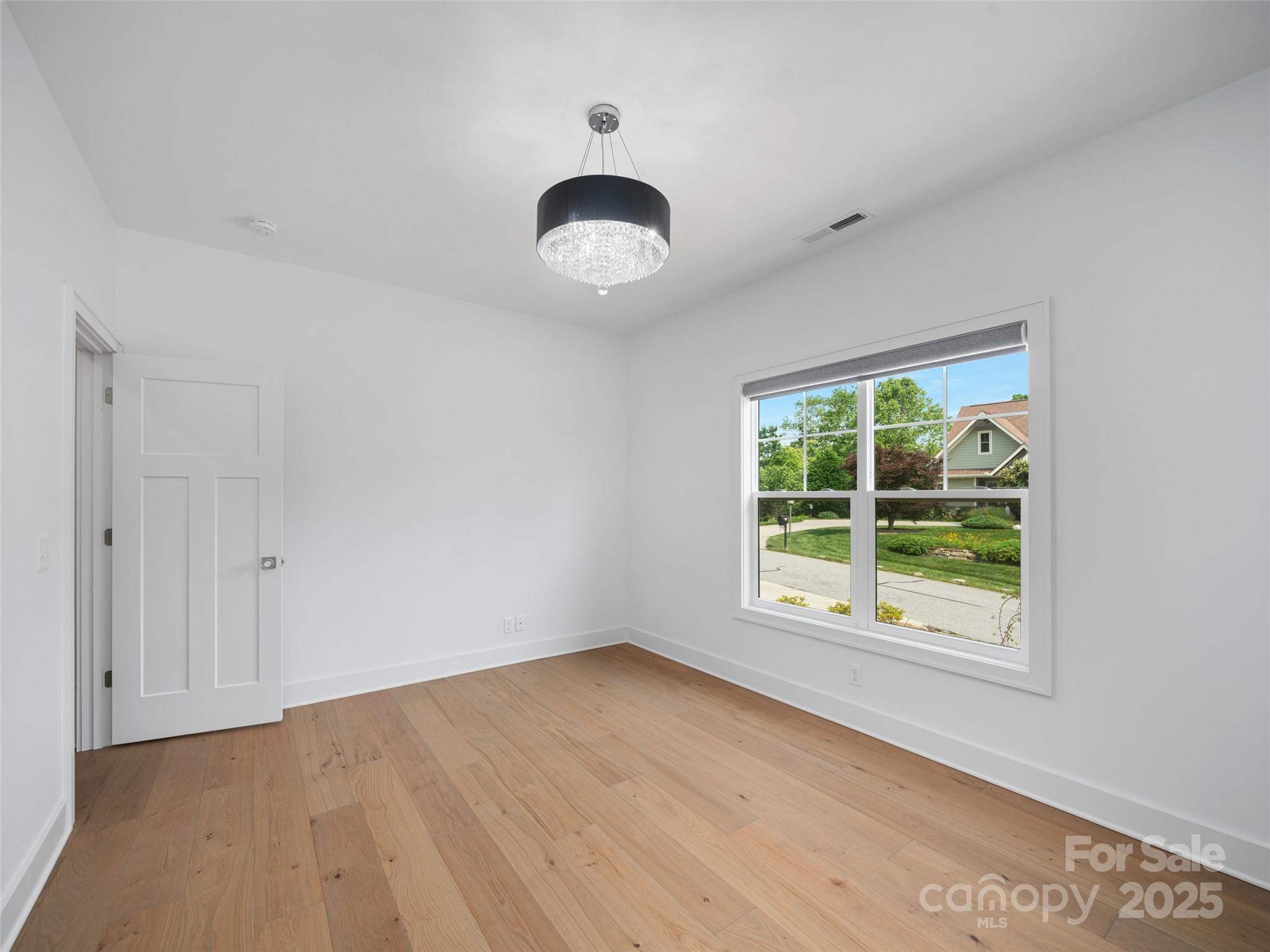 241 Millbrae Loop Hendersonville, NC 28791 - Photo 17 of 40