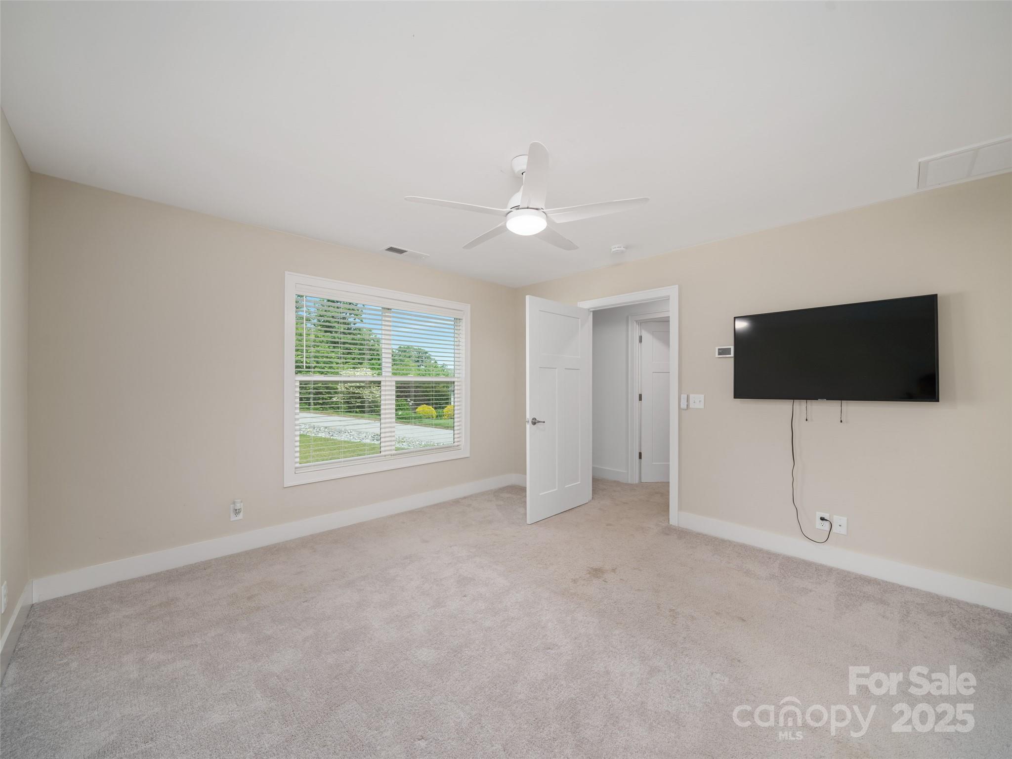 241 Millbrae Loop Hendersonville, NC 28791 - Photo 27 of 40