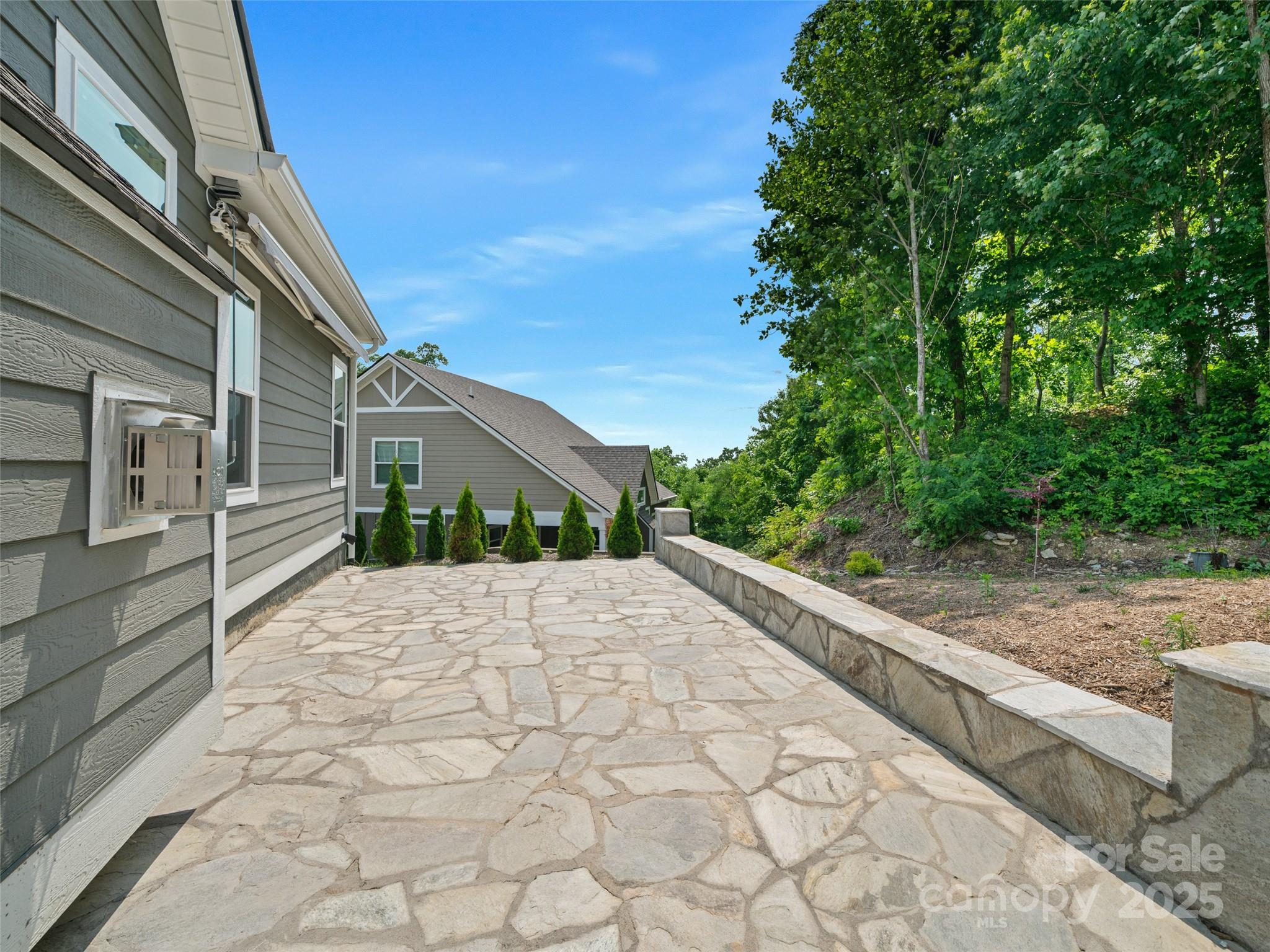 241 Millbrae Loop Hendersonville, NC 28791 - Photo 34 of 40