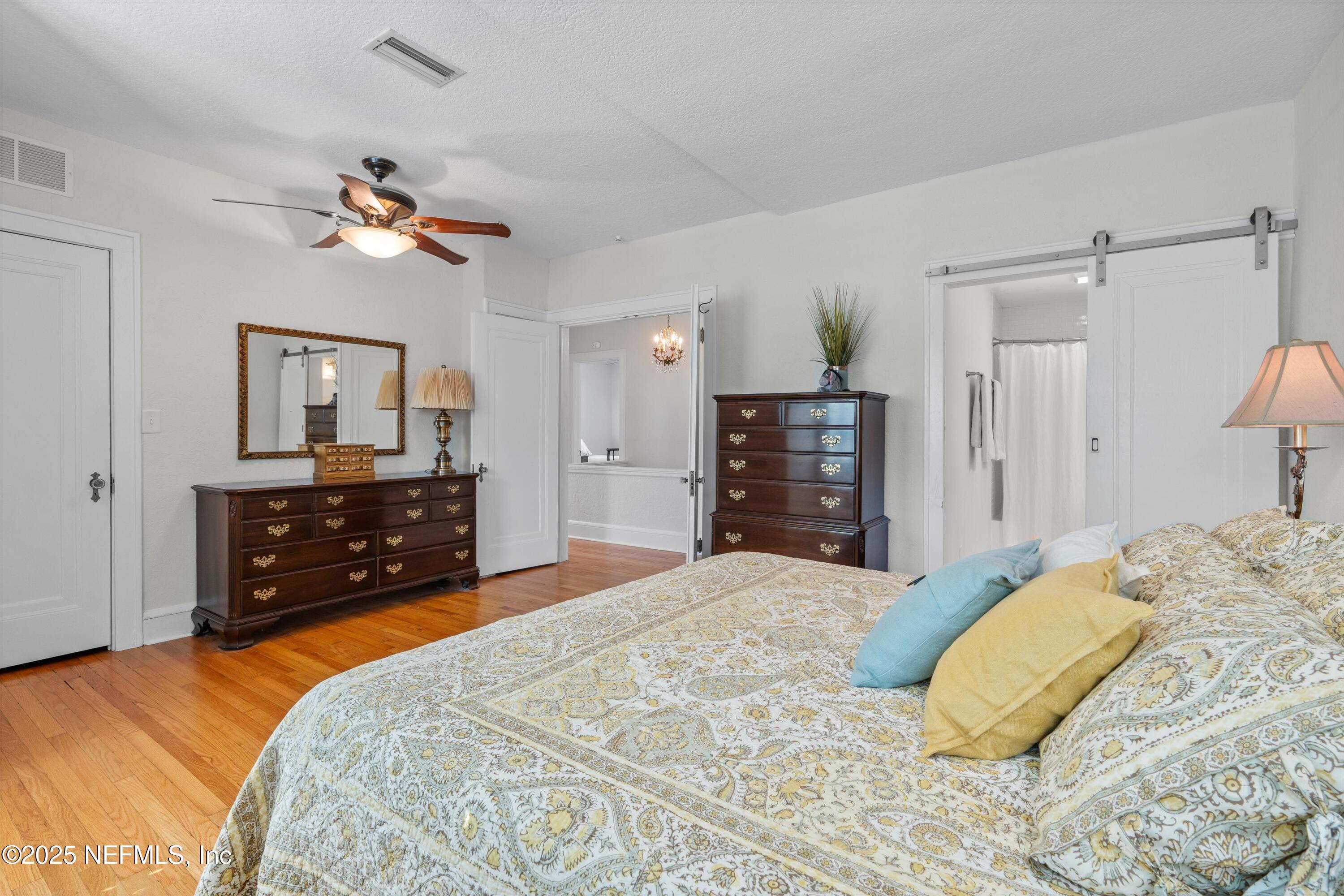 1112 Colombo Street Jacksonville, FL 32207 - Photo 19 of 47 Bedroom 3