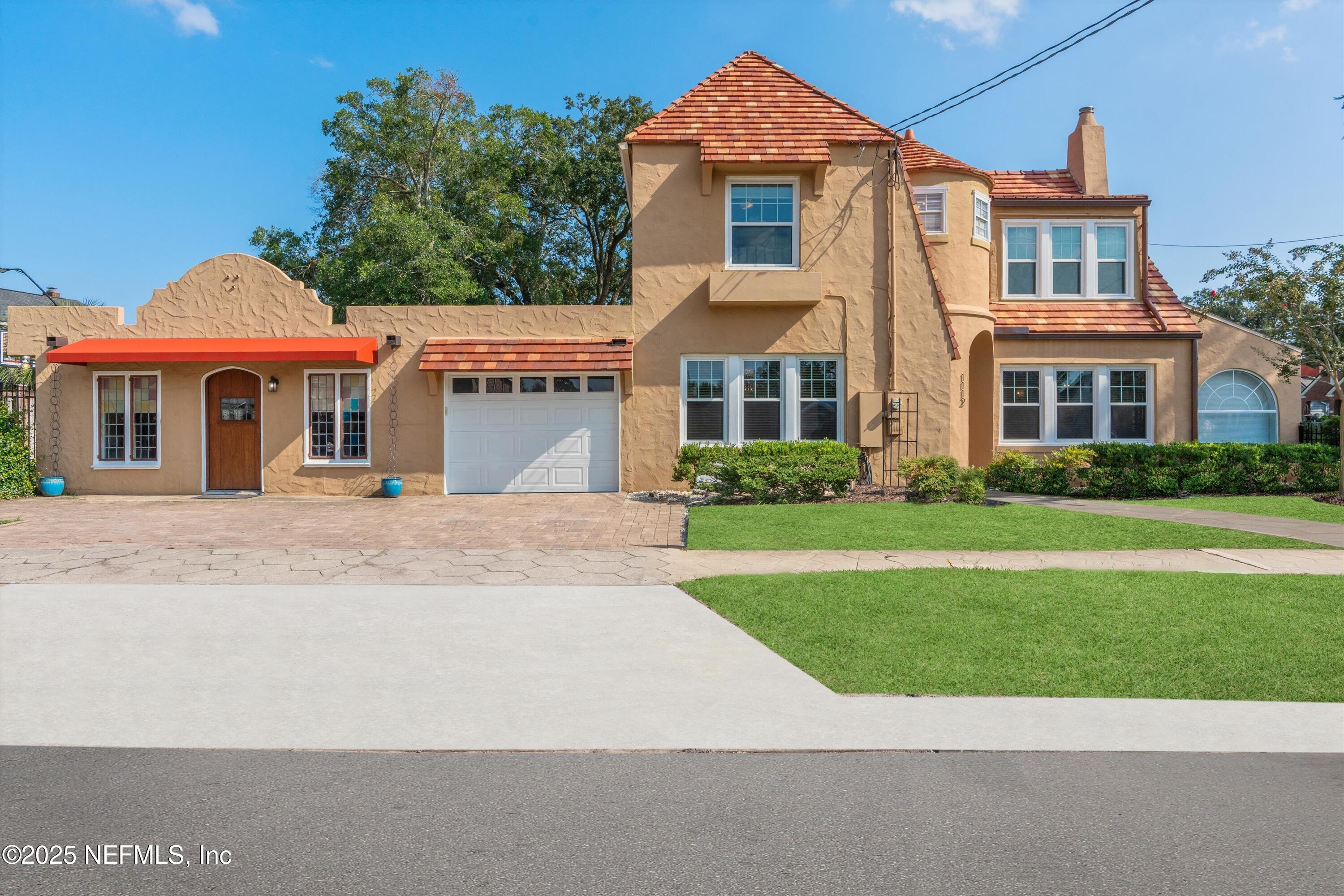 1112 Colombo Street Jacksonville, FL 32207 - Photo 2 of 47 Front
