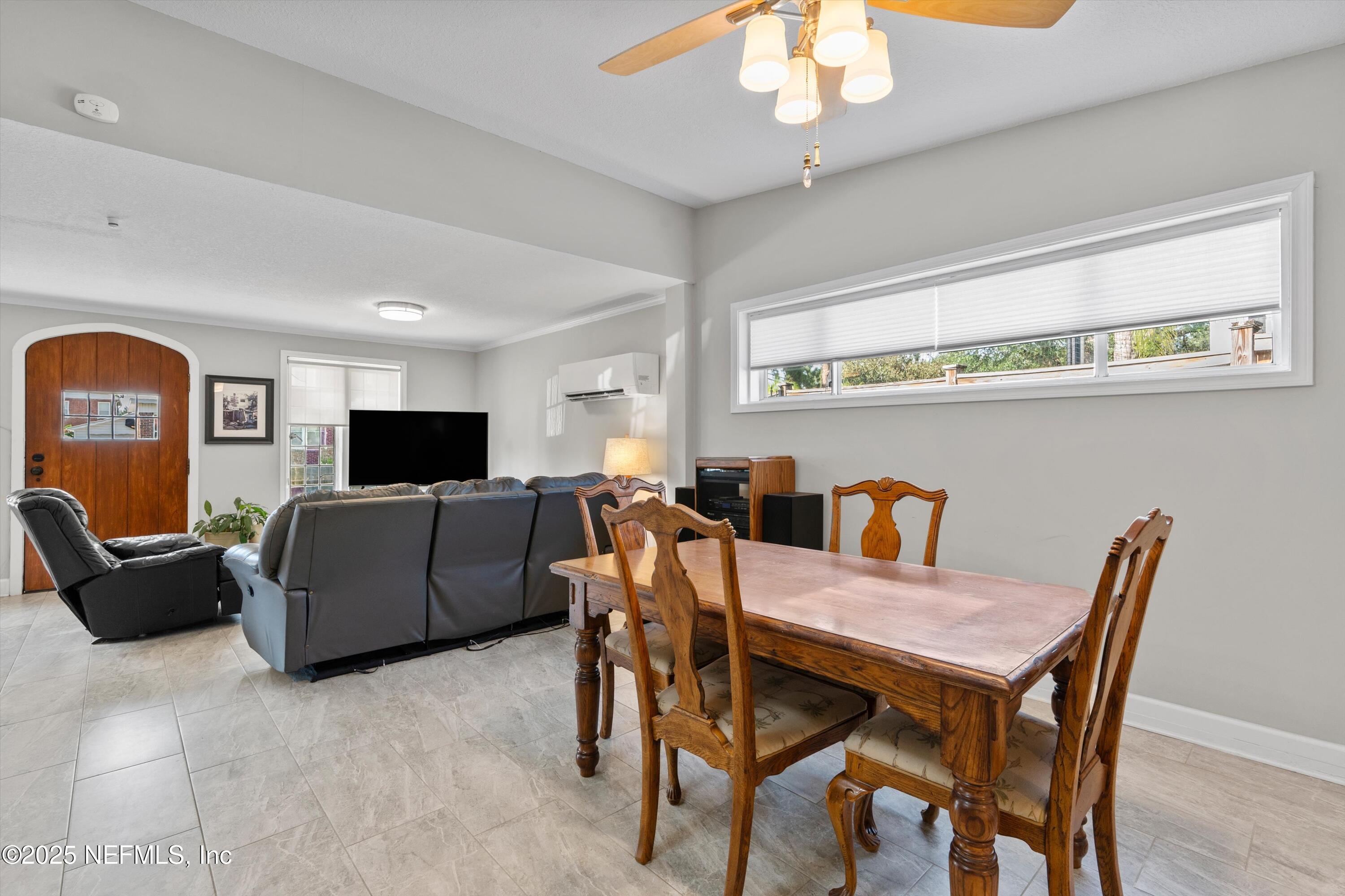 1112 Colombo Street Jacksonville, FL 32207 - Photo 32 of 47 Guest Suite Dining Area