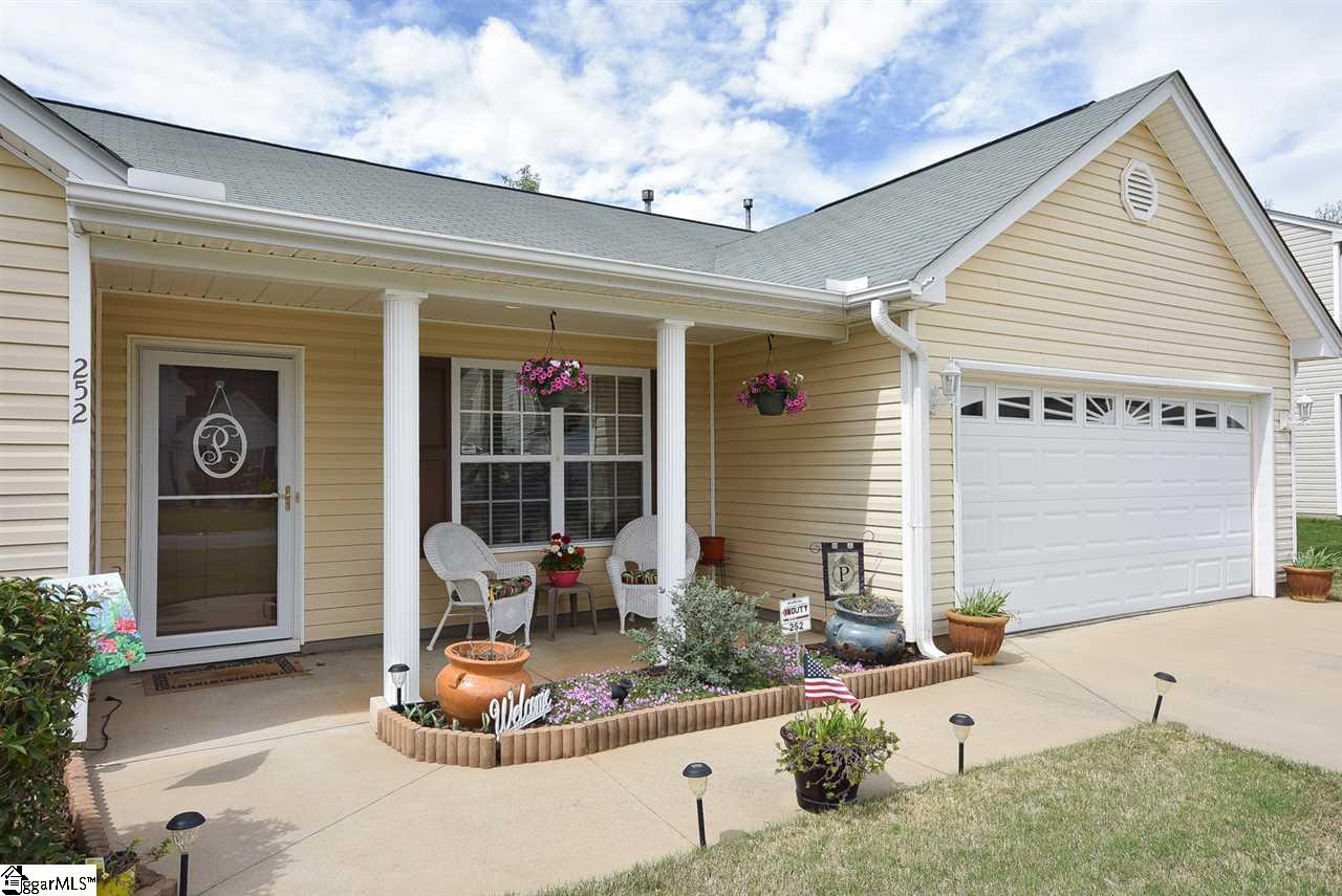 252 Rivers Edge Drive Easley, SC 29642 - Photo 2 of 29 Gallery Image 2