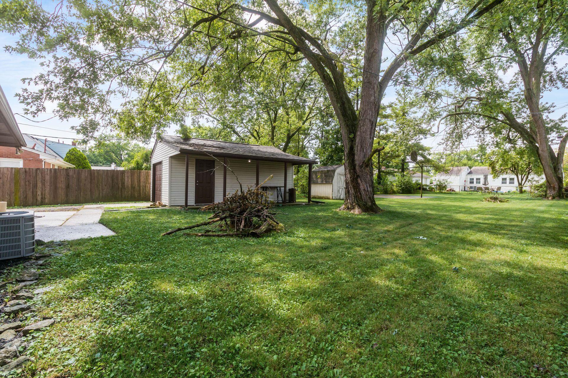 4595 Annhurst Road Columbus, OH 43228 - Photo 26 of 30 026_ Rd Columbus OH 43228 USA