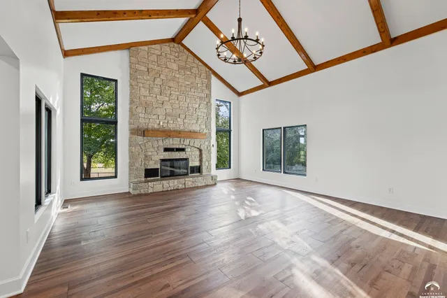 $999,950 | 14565 South Gardner Road, Gardner, KS 66030