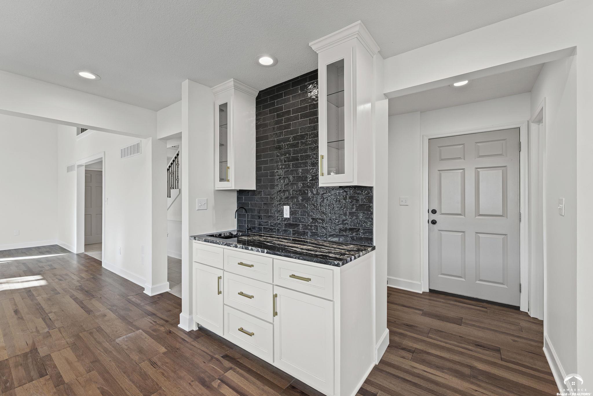 14565 South Gardner Road Gardner, KS 66030 - Photo 17 of 56