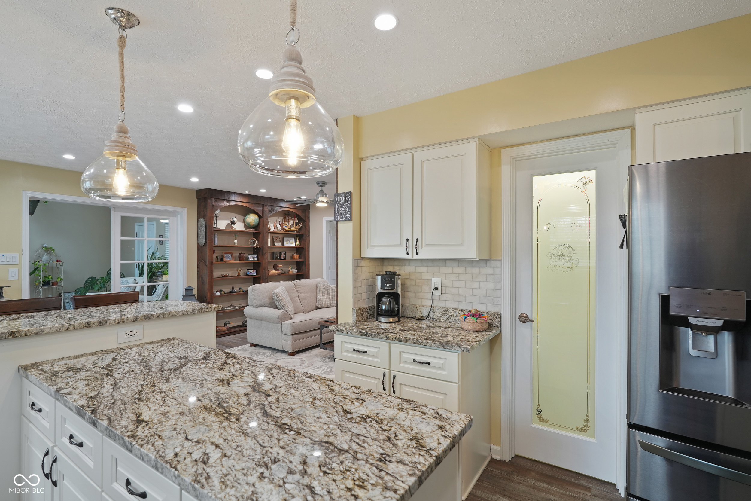 9523 East Southport Road Indianapolis, IN 46259 - Photo 15 of 82