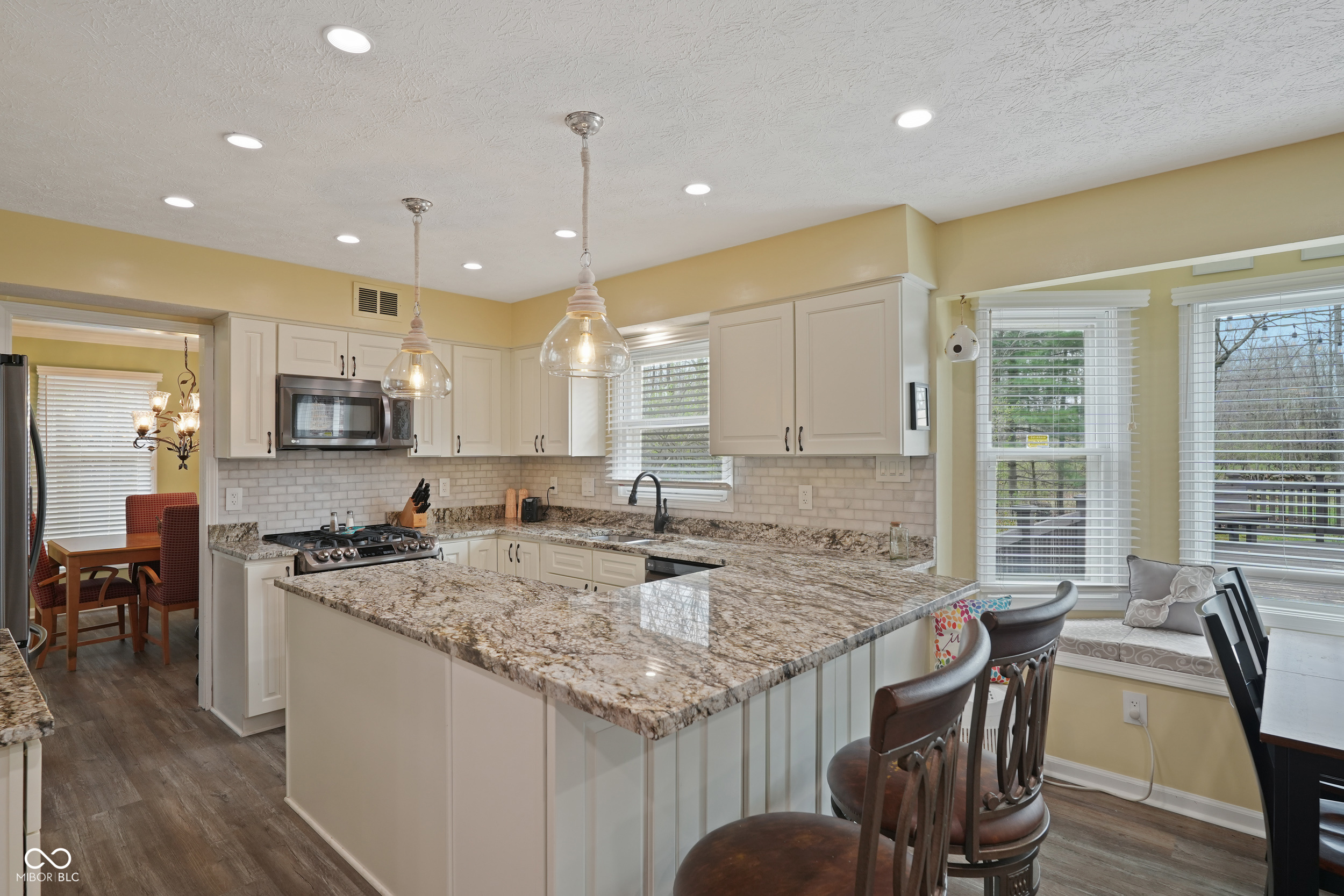 9523 East Southport Road Indianapolis, IN 46259 - Photo 17 of 82