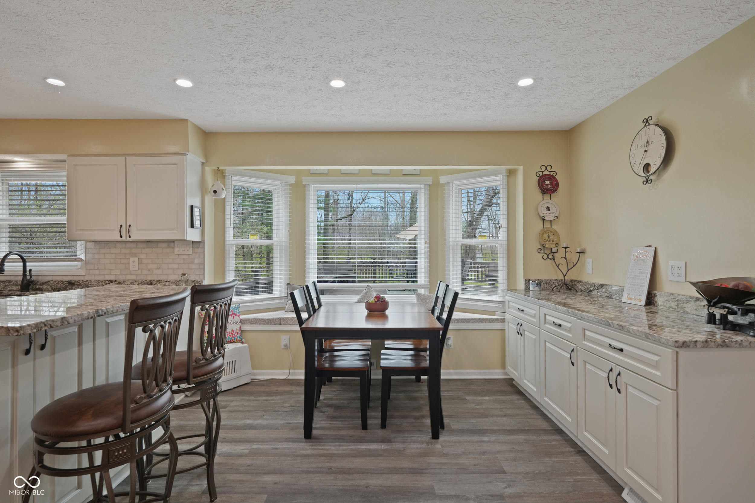 9523 East Southport Road Indianapolis, IN 46259 - Photo 18 of 82